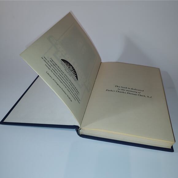 Hoodlum's Priest Hardcover Elizabeth Mulligan 1979 Prisoner Reform Dismas House - Picture 5 of 16